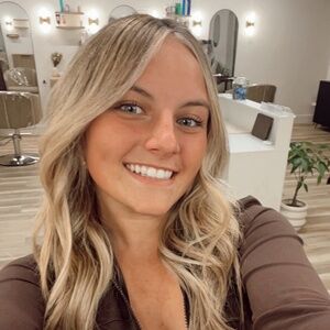 Meet your Posher, Michele